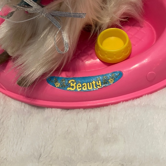 Barbie Beauty Afghan Dog With Bed, collar, bowl 1979 vintage - Picture 2 of 6